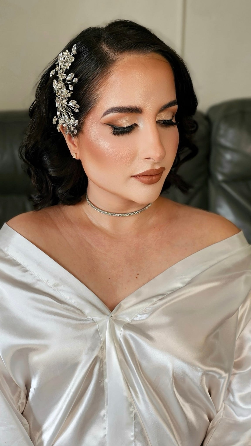 Bride package makeup and hairstyle
